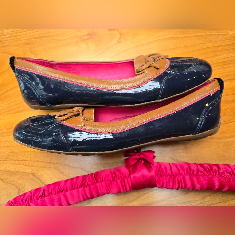 LL Bean Navy and Brown Women's rain Loafers. 9M - Picture 8 of 10